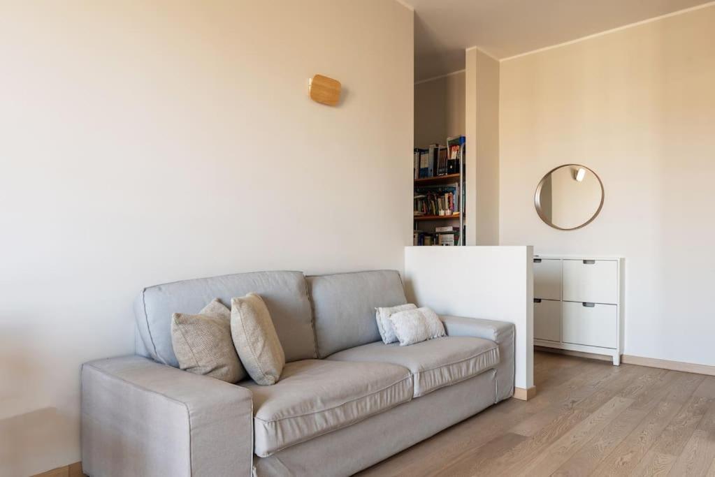 Schiavoni Flexyrent Wifi Apartment Milan Luaran gambar
