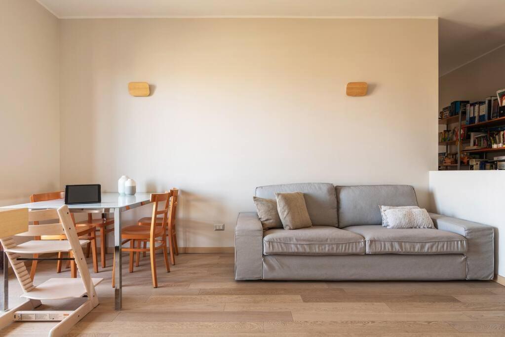 Schiavoni Flexyrent Wifi Apartment Milan Luaran gambar