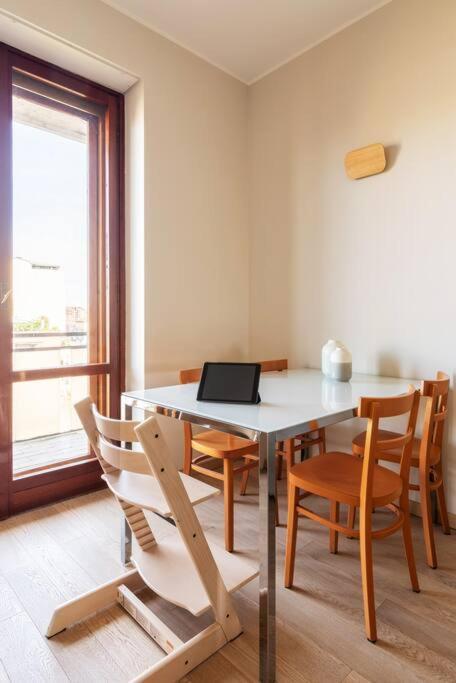 Schiavoni Flexyrent Wifi Apartment Milan Luaran gambar