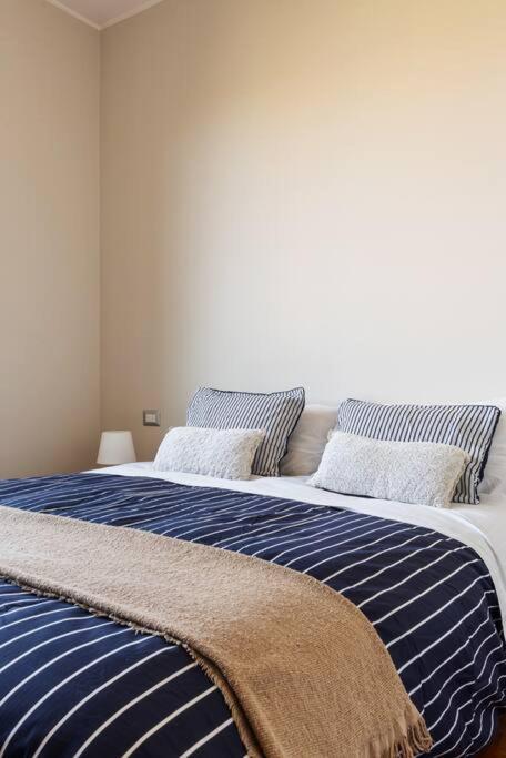 Schiavoni Flexyrent Wifi Apartment Milan Luaran gambar